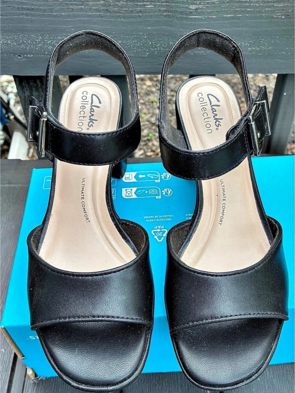 Clarks Jaylan Sol Block Heel Sandal Black